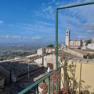 Civico 5 , Assisi Italia