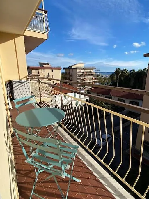 Appartamento Casa Arvenig Arma di Taggia