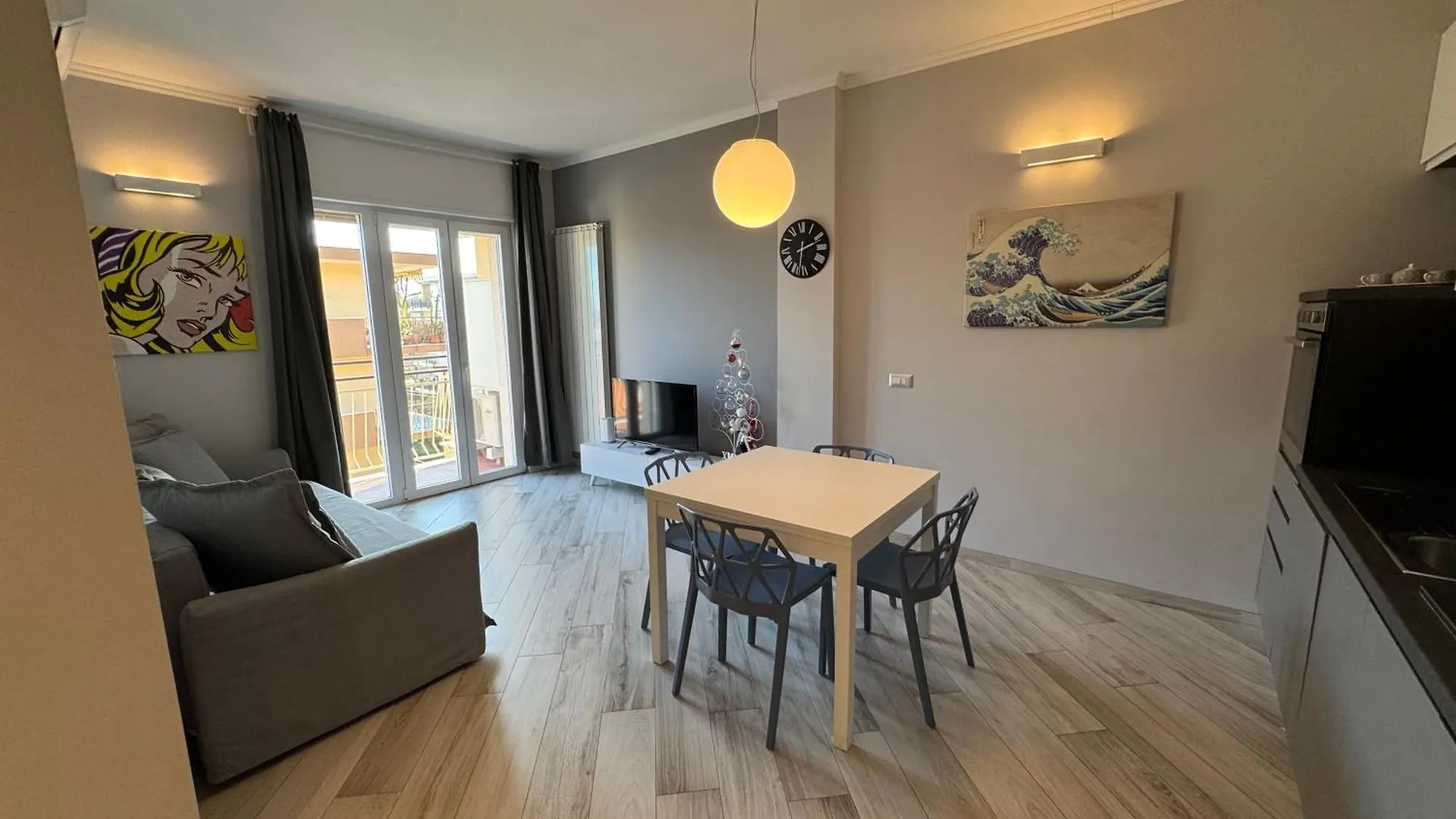 Casa Arvenig contacts